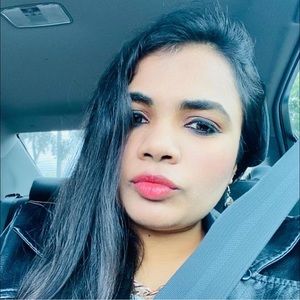 Meet your Posher, Hemali